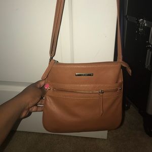 NINE WEST CROSS BODY FOR SELL